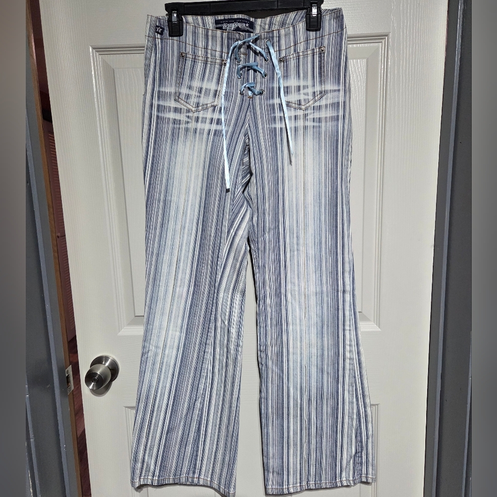 Tyte Size 9 Striped Low Rise Flare Jean